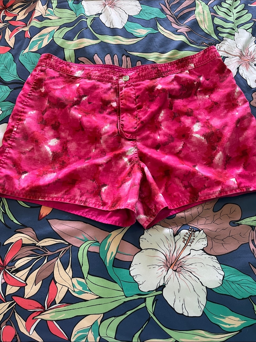 Women's Pink Tie-Dye reversible board shorts